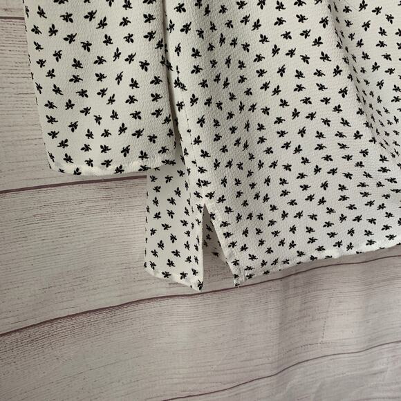Vince Camuto White and Black Floral Blouse Pouf Shoulders Size Medium - Picture 12 of 12